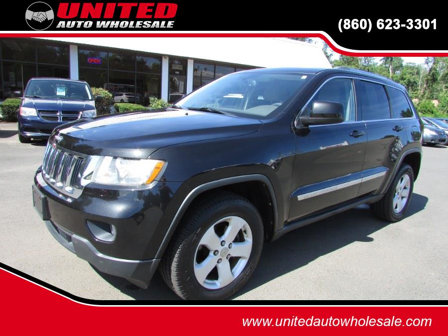 Used Jeep Grand Cherokee 4WD 4dr Laredo Altitude 2012 | United Auto Sales of E Windsor, Inc. East Windsor, Connecticut Used Jeep Grand Cherokee 4WD 4dr Laredo Altitude 2012 | United Auto Sales of E Windsor, Inc. East Windsor, Connecticut