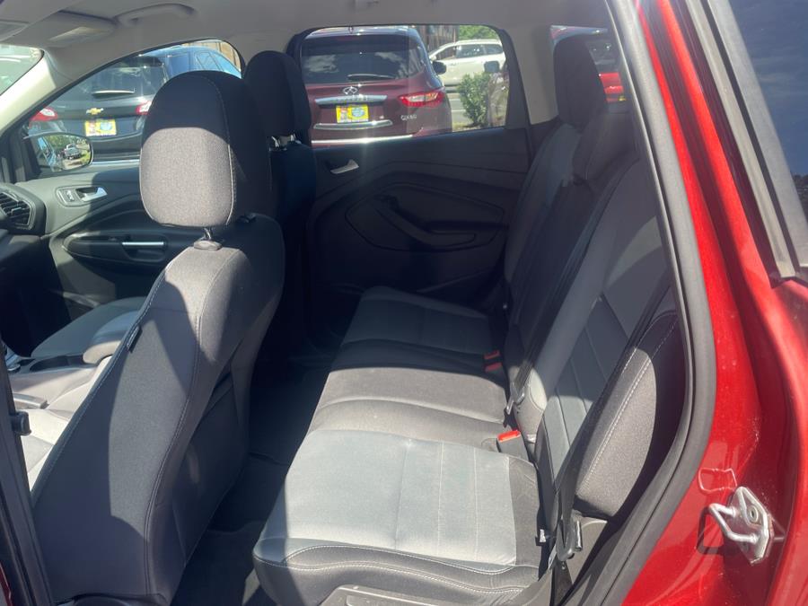 2016 Ford Escape 4WD 4dr SE, available for sale in Vernon, Connecticut | TD Automotive Enterprises LLC DBA Diamond Auto Cars. Vernon, Connecticut 2016 Ford Escape 4WD 4dr SE, available for sale in Vernon, Connecticut | TD Automotive Enterprises LLC DBA Diamond Auto Cars. Vernon, Connecticut