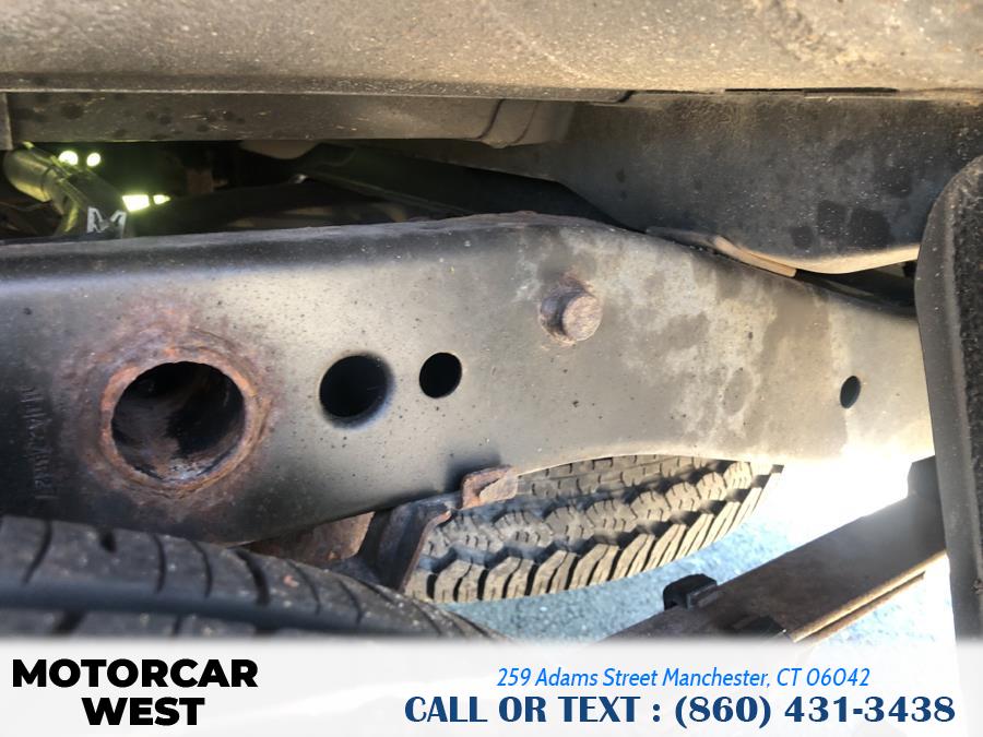 2012 Nissan Frontier 4WD SL, available for sale in Manchester, Connecticut | Motorcar West. Manchester, Connecticut 2012 Nissan Frontier 4WD SL, available for sale in Manchester, Connecticut | Motorcar West. Manchester, Connecticut