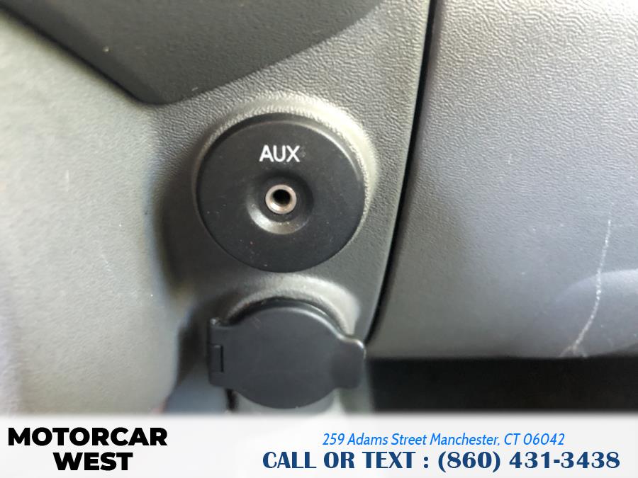 2012 Nissan Frontier 4WD SL, available for sale in Manchester, Connecticut | Motorcar West. Manchester, Connecticut 2012 Nissan Frontier 4WD SL, available for sale in Manchester, Connecticut | Motorcar West. Manchester, Connecticut