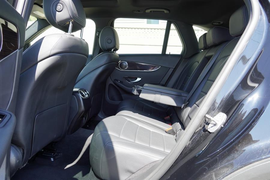 Used Mercedes-benz Glc GLC 300 2020 | Auto Expo Ent Inc.. Great Neck, New York Used Mercedes-benz Glc GLC 300 2020 | Auto Expo Ent Inc.. Great Neck, New York