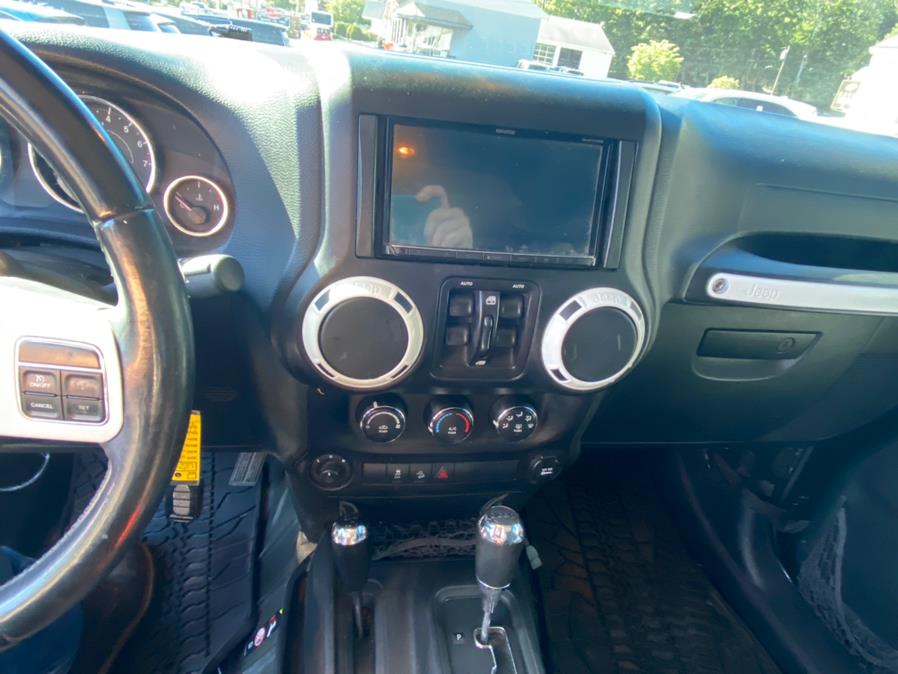 Used Jeep Wrangler Unlimited 4WD 4dr Sport 2015 | Lava Motors 2 Inc. Canton, Connecticut Used Jeep Wrangler Unlimited 4WD 4dr Sport 2015 | Lava Motors 2 Inc. Canton, Connecticut