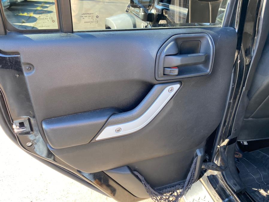 Used Jeep Wrangler Unlimited 4WD 4dr Sport 2015 | Lava Motors 2 Inc. Canton, Connecticut Used Jeep Wrangler Unlimited 4WD 4dr Sport 2015 | Lava Motors 2 Inc. Canton, Connecticut