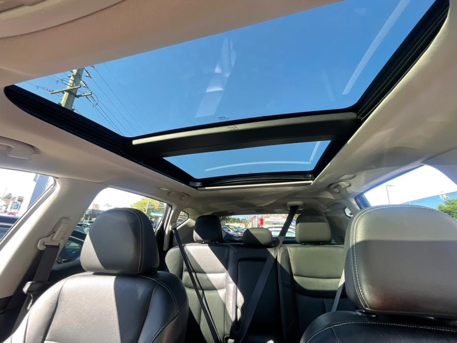 2015 Nissan Murano Platinum. CLEAN CARFAX! 1 OWNER!, available for sale in Elmont, New York | Sunrise of Elmont. Elmont, New York 2015 Nissan Murano Platinum. CLEAN CARFAX! 1 OWNER!, available for sale in Elmont, New York | Sunrise of Elmont. Elmont, New York