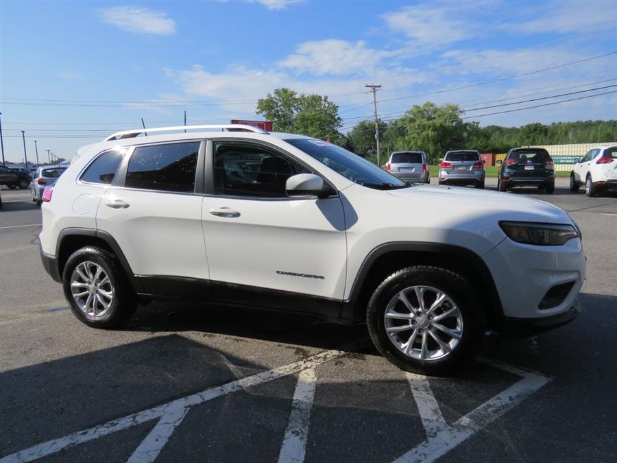 2019 Jeep Cherokee Latitude 4x4 4dr SUV, available for sale in Auburn, Maine | Lake City Exports Inc. Auburn, Maine 2019 Jeep Cherokee Latitude 4x4 4dr SUV, available for sale in Auburn, Maine | Lake City Exports Inc. Auburn, Maine