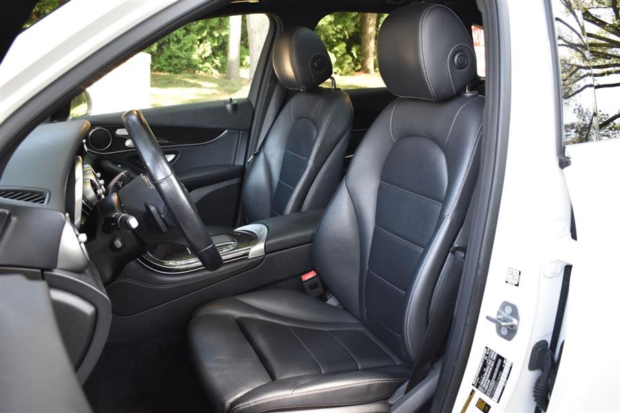 2020 Mercedes-benz Glc GLC 300 4MATIC AWD 4dr SUV, available for sale in Great Neck, New York | Camy Cars. Great Neck, New York 2020 Mercedes-benz Glc GLC 300 4MATIC AWD 4dr SUV, available for sale in Great Neck, New York | Camy Cars. Great Neck, New York