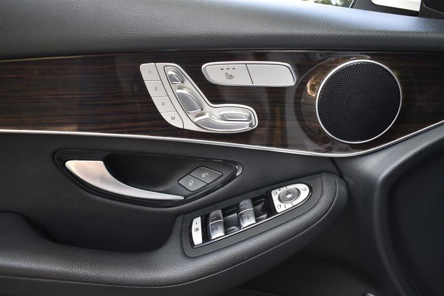 2020 Mercedes-benz Glc GLC 300 4MATIC AWD 4dr SUV, available for sale in Great Neck, New York | Camy Cars. Great Neck, New York 2020 Mercedes-benz Glc GLC 300 4MATIC AWD 4dr SUV, available for sale in Great Neck, New York | Camy Cars. Great Neck, New York
