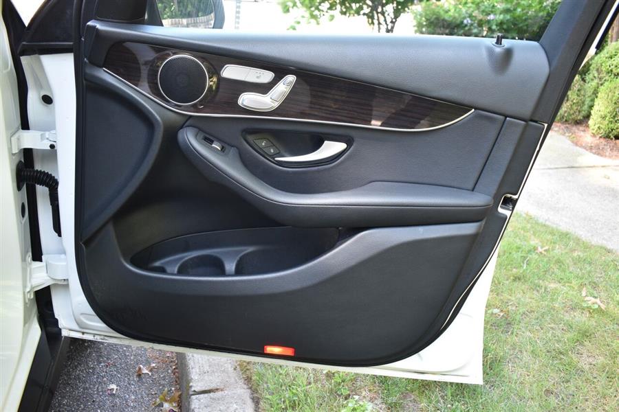 2020 Mercedes-benz Glc GLC 300 4MATIC AWD 4dr SUV, available for sale in Great Neck, New York | Camy Cars. Great Neck, New York 2020 Mercedes-benz Glc GLC 300 4MATIC AWD 4dr SUV, available for sale in Great Neck, New York | Camy Cars. Great Neck, New York