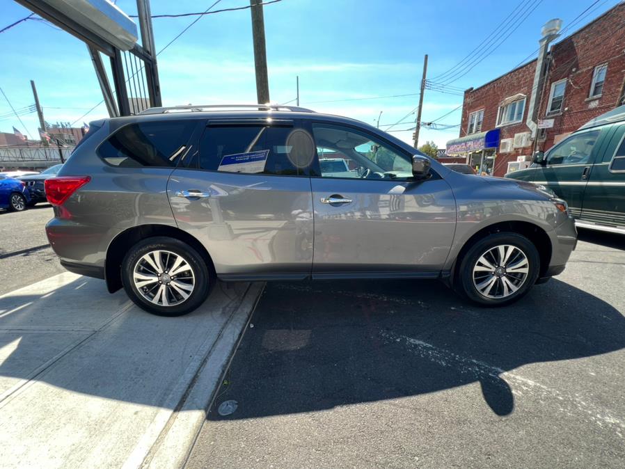 Used Nissan Pathfinder 4x4 SV 2019 | Sunrise Autoland. Jamaica, New York Used Nissan Pathfinder 4x4 SV 2019 | Sunrise Autoland. Jamaica, New York