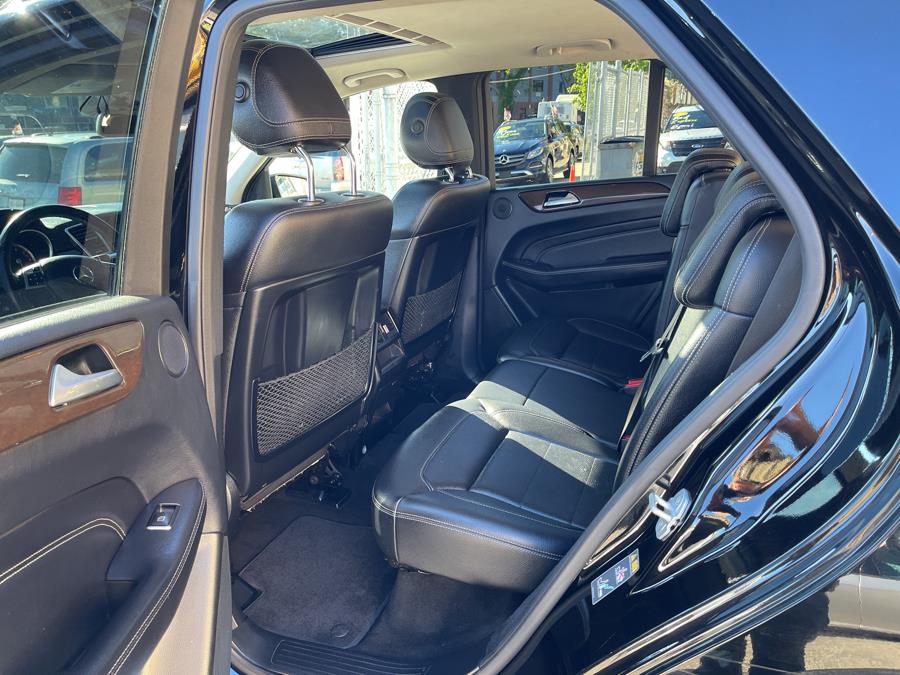 2015 Mercedes-Benz M-Class 4MATIC 4dr ML 350, available for sale in Bronx, New York | New York Motors Group Solutions LLC. Bronx, New York 2015 Mercedes-Benz M-Class 4MATIC 4dr ML 350, available for sale in Bronx, New York | New York Motors Group Solutions LLC. Bronx, New York