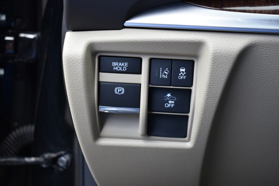 Used Acura MDX SH-AWD w/Technology Pkg 2017 | Highline Car Connection. Waterbury, Connecticut Used Acura MDX SH-AWD w/Technology Pkg 2017 | Highline Car Connection. Waterbury, Connecticut
