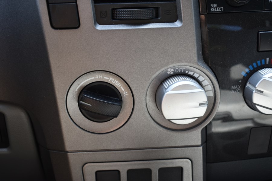 Used Toyota Tundra 4WD Truck Dbl 4.6L V8 6-Spd AT 2010 | Highline Car Connection. Waterbury, Connecticut Used Toyota Tundra 4WD Truck Dbl 4.6L V8 6-Spd AT 2010 | Highline Car Connection. Waterbury, Connecticut