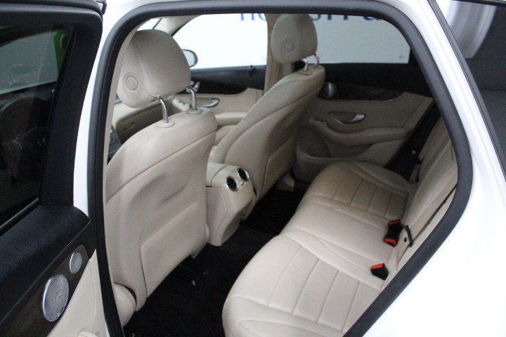Used Mercedes-Benz GLC 4MATIC 4dr GLC300 2016 | New England Auto Sales LLC. Plainville, Connecticut Used Mercedes-Benz GLC 4MATIC 4dr GLC300 2016 | New England Auto Sales LLC. Plainville, Connecticut