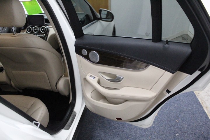Used Mercedes-Benz GLC 4MATIC 4dr GLC300 2016 | New England Auto Sales LLC. Plainville, Connecticut Used Mercedes-Benz GLC 4MATIC 4dr GLC300 2016 | New England Auto Sales LLC. Plainville, Connecticut