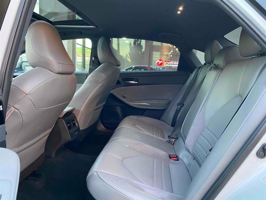 Used Toyota Avalon Hybrid XSE 2019 | Mass Auto Exchange. Framingham, Massachusetts Used Toyota Avalon Hybrid XSE 2019 | Mass Auto Exchange. Framingham, Massachusetts