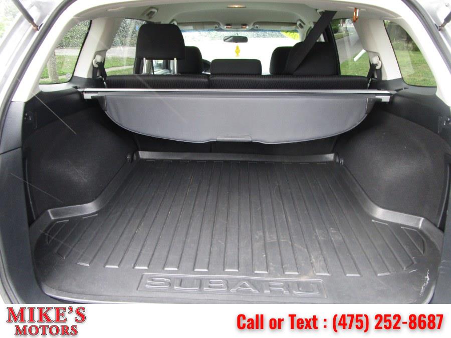Used Subaru Outback 4dr Wgn H4 Auto 2.5i Prem AWP 2011 | Mike's Motors LLC. Stratford, Connecticut Used Subaru Outback 4dr Wgn H4 Auto 2.5i Prem AWP 2011 | Mike's Motors LLC. Stratford, Connecticut