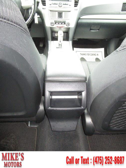 Used Subaru Outback 4dr Wgn H4 Auto 2.5i Prem AWP 2011 | Mike's Motors LLC. Stratford, Connecticut Used Subaru Outback 4dr Wgn H4 Auto 2.5i Prem AWP 2011 | Mike's Motors LLC. Stratford, Connecticut