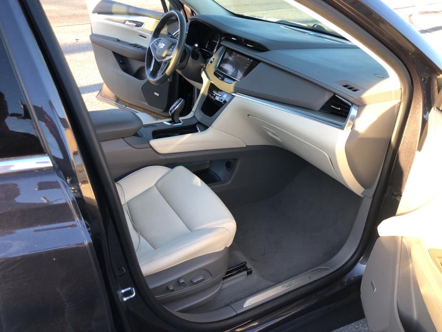2017 Cadillac XT5 FWD 4dr Luxury, available for sale in Franklin Square, New York | Signature Auto Sales. Franklin Square, New York 2017 Cadillac XT5 FWD 4dr Luxury, available for sale in Franklin Square, New York | Signature Auto Sales. Franklin Square, New York