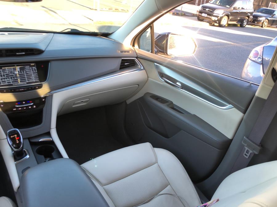 2017 Cadillac XT5 FWD 4dr Luxury, available for sale in Franklin Square, New York | Signature Auto Sales. Franklin Square, New York 2017 Cadillac XT5 FWD 4dr Luxury, available for sale in Franklin Square, New York | Signature Auto Sales. Franklin Square, New York