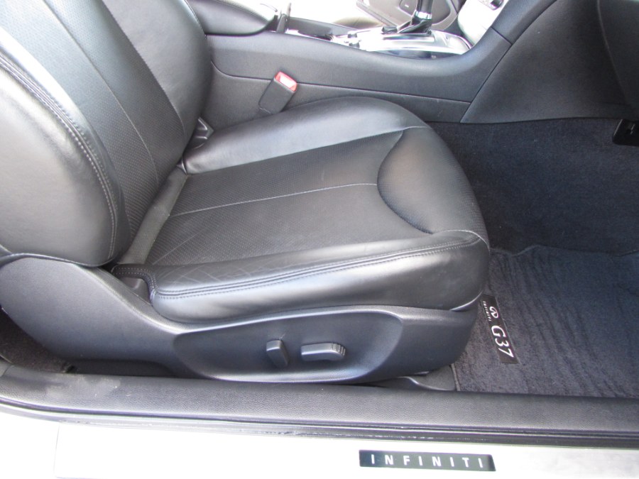Used Infiniti G37 Coupe 2dr x AWD 2013 | VIP Auto Enterprise, Inc. Orlando, Florida Used Infiniti G37 Coupe 2dr x AWD 2013 | VIP Auto Enterprise, Inc. Orlando, Florida
