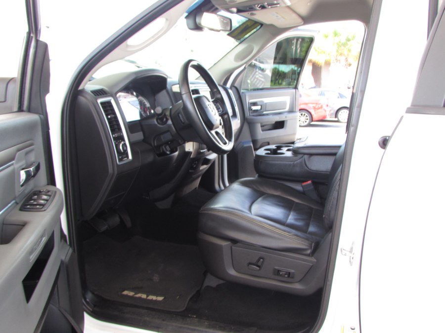 Used Ram 1500 Big Horn 4x2 Crew Cab 6''4" Box 2017 | VIP Auto Enterprise, Inc. Orlando, Florida Used Ram 1500 Big Horn 4x2 Crew Cab 6''4" Box 2017 | VIP Auto Enterprise, Inc. Orlando, Florida