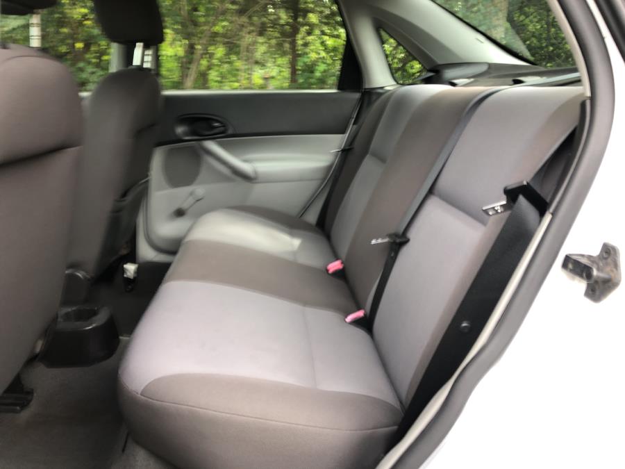 Used Ford Focus 4dr Sdn ZX4 S 2006 | Wholesale Direct Motors. Beavercreek, Ohio Used Ford Focus 4dr Sdn ZX4 S 2006 | Wholesale Direct Motors. Beavercreek, Ohio