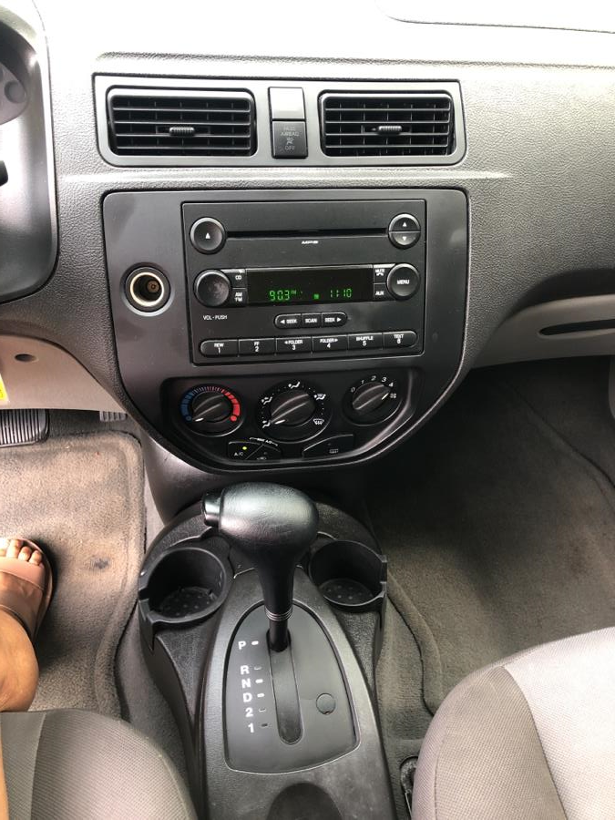 Used Ford Focus 4dr Sdn ZX4 S 2006 | Wholesale Direct Motors. Beavercreek, Ohio Used Ford Focus 4dr Sdn ZX4 S 2006 | Wholesale Direct Motors. Beavercreek, Ohio