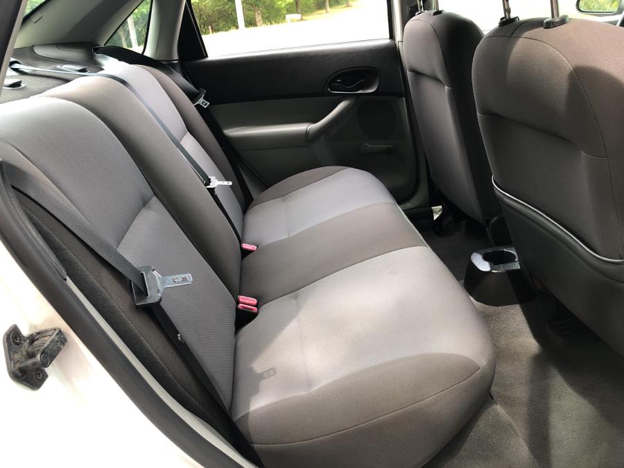 Used Ford Focus 4dr Sdn ZX4 S 2006 | Wholesale Direct Motors. Beavercreek, Ohio Used Ford Focus 4dr Sdn ZX4 S 2006 | Wholesale Direct Motors. Beavercreek, Ohio