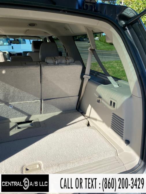 2012 Lincoln Navigator L 4WD 4dr, available for sale in East Windsor, Connecticut | Central A/S LLC. East Windsor, Connecticut 2012 Lincoln Navigator L 4WD 4dr, available for sale in East Windsor, Connecticut | Central A/S LLC. East Windsor, Connecticut