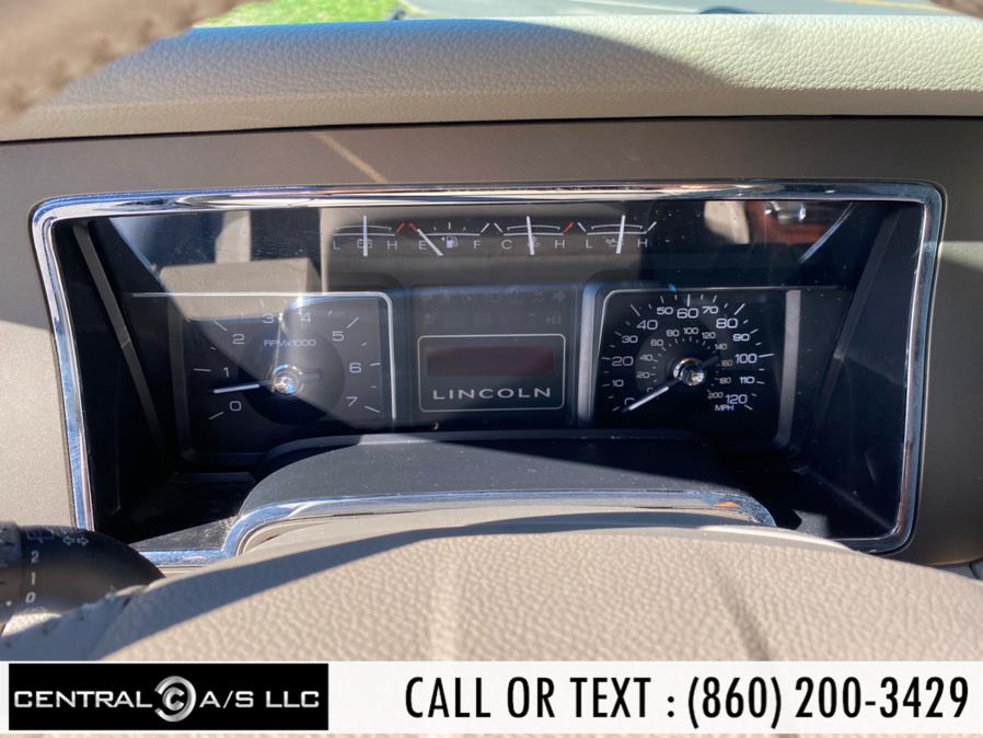 2012 Lincoln Navigator L 4WD 4dr, available for sale in East Windsor, Connecticut | Central A/S LLC. East Windsor, Connecticut 2012 Lincoln Navigator L 4WD 4dr, available for sale in East Windsor, Connecticut | Central A/S LLC. East Windsor, Connecticut