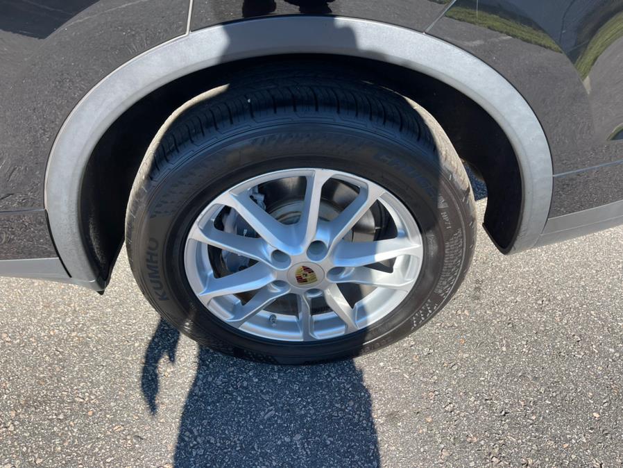 2016 Porsche Cayenne AWD 4dr, available for sale in South Windsor, Connecticut | Mike And Tony Auto Sales, Inc. South Windsor, Connecticut 2016 Porsche Cayenne AWD 4dr, available for sale in South Windsor, Connecticut | Mike And Tony Auto Sales, Inc. South Windsor, Connecticut