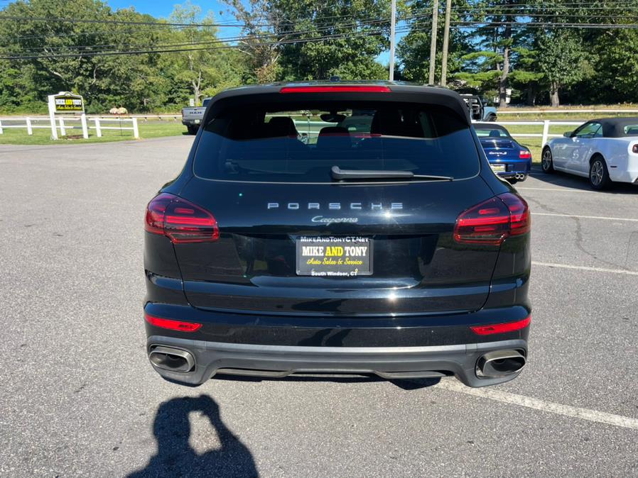 2016 Porsche Cayenne AWD 4dr, available for sale in South Windsor, Connecticut | Mike And Tony Auto Sales, Inc. South Windsor, Connecticut 2016 Porsche Cayenne AWD 4dr, available for sale in South Windsor, Connecticut | Mike And Tony Auto Sales, Inc. South Windsor, Connecticut