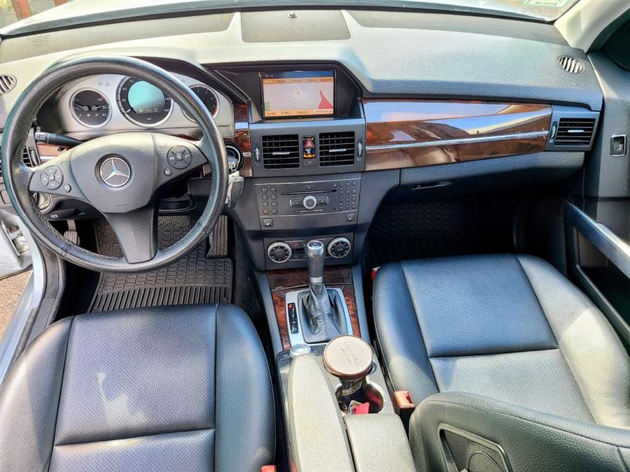 2010 Mercedes-benz Glk 350 4MATIC, available for sale in Lawrence, Massachusetts | Home Run Auto Sales Inc. Lawrence, Massachusetts 2010 Mercedes-benz Glk 350 4MATIC, available for sale in Lawrence, Massachusetts | Home Run Auto Sales Inc. Lawrence, Massachusetts