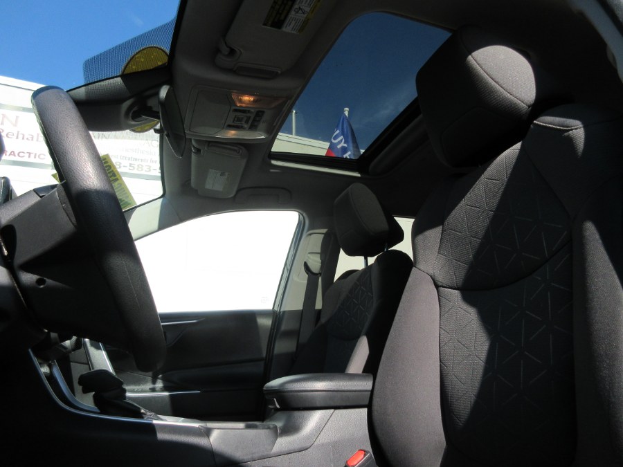 Used Toyota RAV4 XLE FWD (Natl) 2021 | Route 27 Auto Mall. Linden, New Jersey Used Toyota RAV4 XLE FWD (Natl) 2021 | Route 27 Auto Mall. Linden, New Jersey