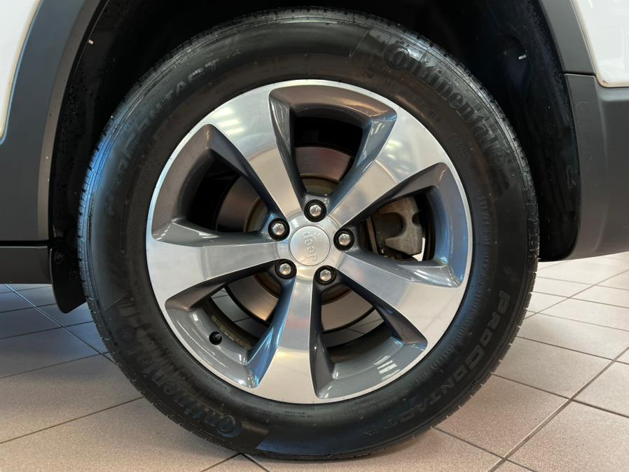 Used Jeep Cherokee Limited 4x4 2019 | Power Motors East. Massapequa Park, New York Used Jeep Cherokee Limited 4x4 2019 | Power Motors East. Massapequa Park, New York