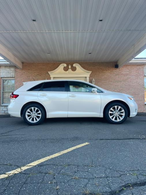 2013 Toyota Venza 4dr Wgn I4 AWD XLE (Natl), available for sale in New Britain, Connecticut | Supreme Automotive. New Britain, Connecticut 2013 Toyota Venza 4dr Wgn I4 AWD XLE (Natl), available for sale in New Britain, Connecticut | Supreme Automotive. New Britain, Connecticut