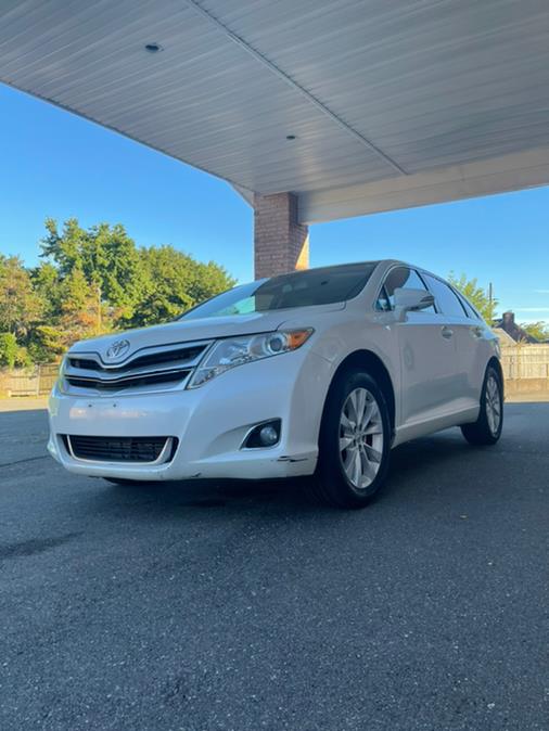 2013 Toyota Venza 4dr Wgn I4 AWD XLE (Natl), available for sale in New Britain, Connecticut | Supreme Automotive. New Britain, Connecticut 2013 Toyota Venza 4dr Wgn I4 AWD XLE (Natl), available for sale in New Britain, Connecticut | Supreme Automotive. New Britain, Connecticut