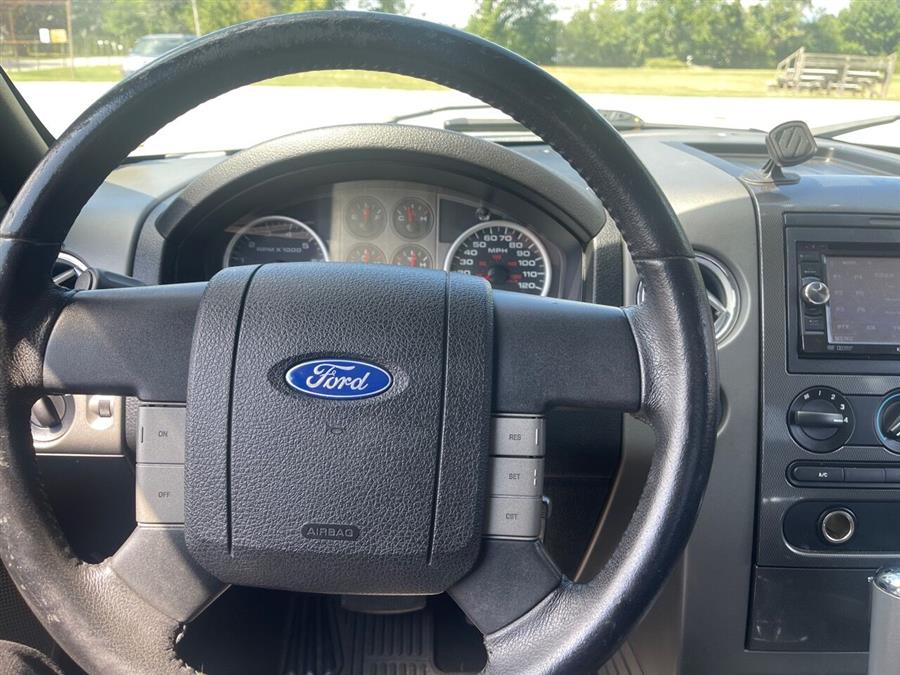 2005 Ford F-150 FX4 4dr SuperCab 4WD Styleside 5.5 ft. SB, available for sale in Roslyn Heights, New York | Mekawy Auto Sales Inc. Roslyn Heights, New York 2005 Ford F-150 FX4 4dr SuperCab 4WD Styleside 5.5 ft. SB, available for sale in Roslyn Heights, New York | Mekawy Auto Sales Inc. Roslyn Heights, New York