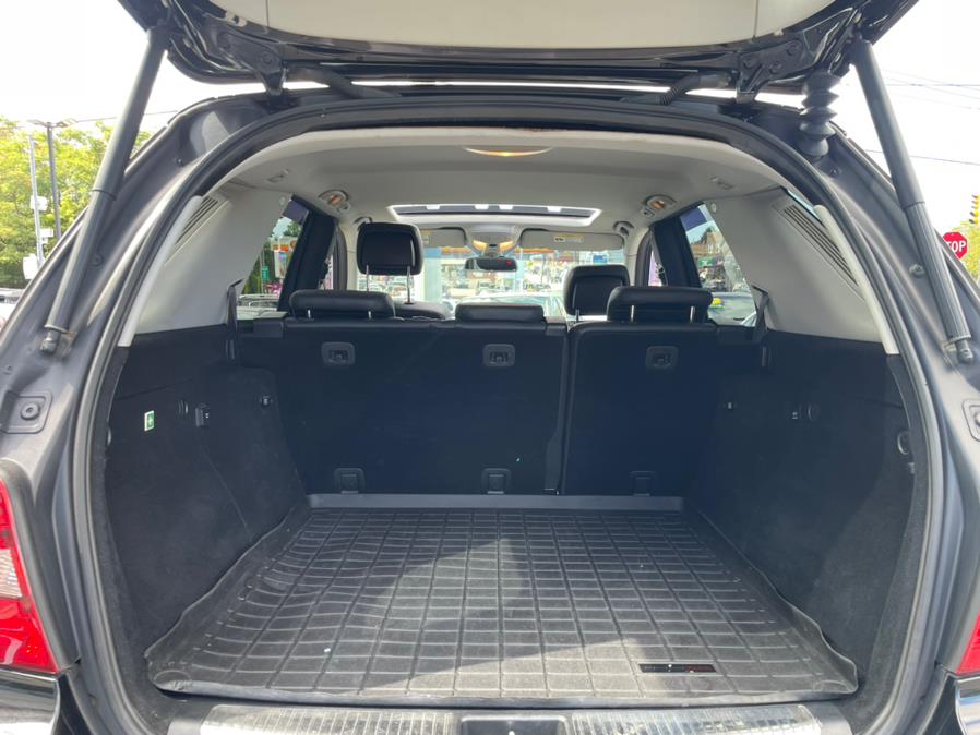 2011 Mercedes-Benz ML350 LOW MILES!!!, available for sale in Elmont, New York | Sunrise of Elmont. Elmont, New York 2011 Mercedes-Benz ML350 LOW MILES!!!, available for sale in Elmont, New York | Sunrise of Elmont. Elmont, New York