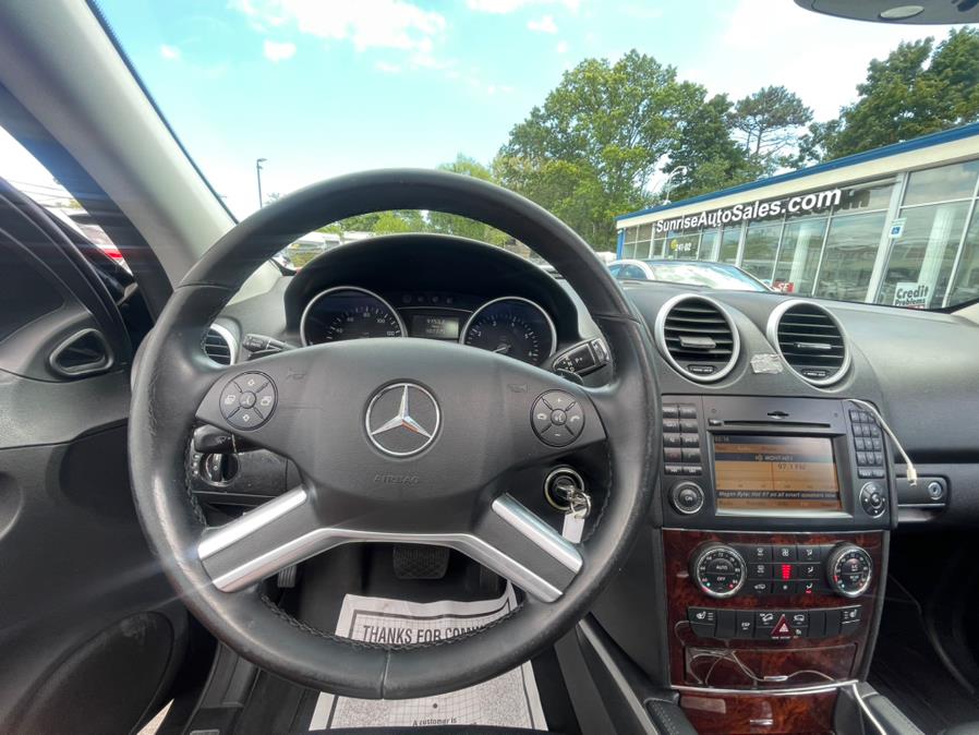 2011 Mercedes-Benz ML350 LOW MILES!!!, available for sale in Elmont, New York | Sunrise of Elmont. Elmont, New York 2011 Mercedes-Benz ML350 LOW MILES!!!, available for sale in Elmont, New York | Sunrise of Elmont. Elmont, New York
