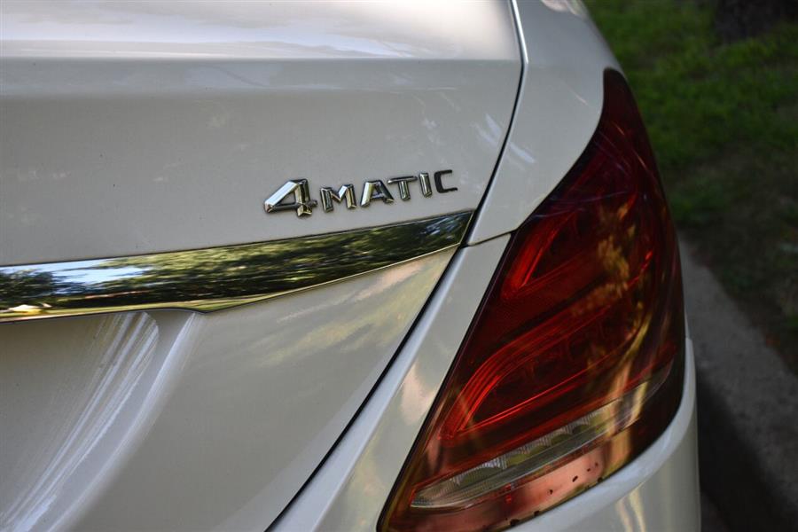 Used Mercedes-benz C-class C 300 4MATIC AWD 4dr Sedan 2015 | Camy Cars. Great Neck, New York Used Mercedes-benz C-class C 300 4MATIC AWD 4dr Sedan 2015 | Camy Cars. Great Neck, New York