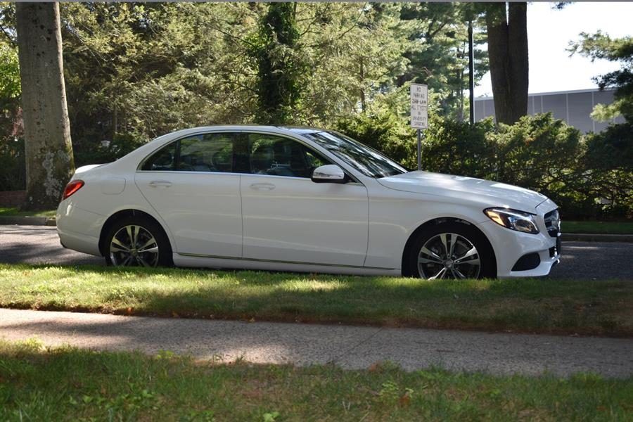 Used Mercedes-benz C-class C 300 4MATIC AWD 4dr Sedan 2015 | Camy Cars. Great Neck, New York Used Mercedes-benz C-class C 300 4MATIC AWD 4dr Sedan 2015 | Camy Cars. Great Neck, New York