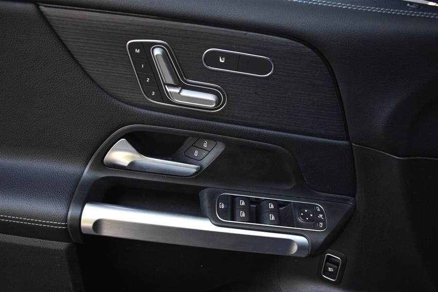 2020 Mercedes-benz Glb GLB 250 4MATIC AWD 4dr SUV, available for sale in Great Neck, New York | Camy Cars. Great Neck, New York 2020 Mercedes-benz Glb GLB 250 4MATIC AWD 4dr SUV, available for sale in Great Neck, New York | Camy Cars. Great Neck, New York