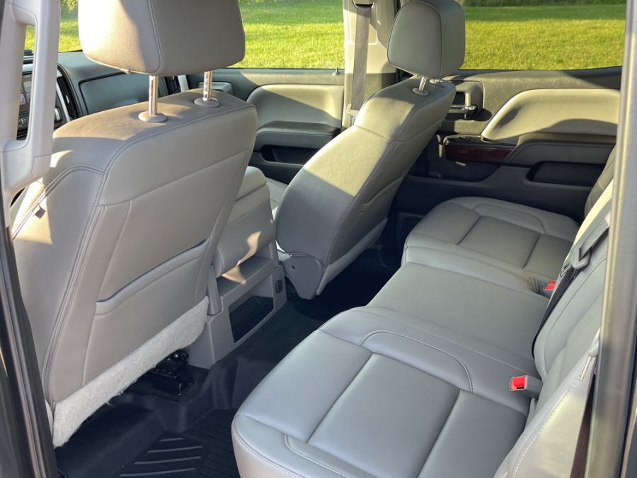 Used GMC Sierra 1500 4WD Crew Cab 143.5" SLT 2017 | Geneva Motor Cars. Darien, Wisconsin Used GMC Sierra 1500 4WD Crew Cab 143.5" SLT 2017 | Geneva Motor Cars. Darien, Wisconsin