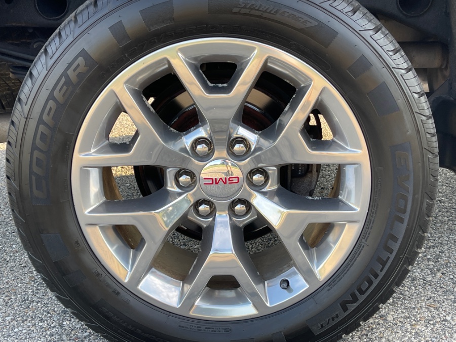 Used GMC Sierra 1500 4WD Crew Cab 143.5" SLT 2017 | Geneva Motor Cars. Darien, Wisconsin Used GMC Sierra 1500 4WD Crew Cab 143.5" SLT 2017 | Geneva Motor Cars. Darien, Wisconsin