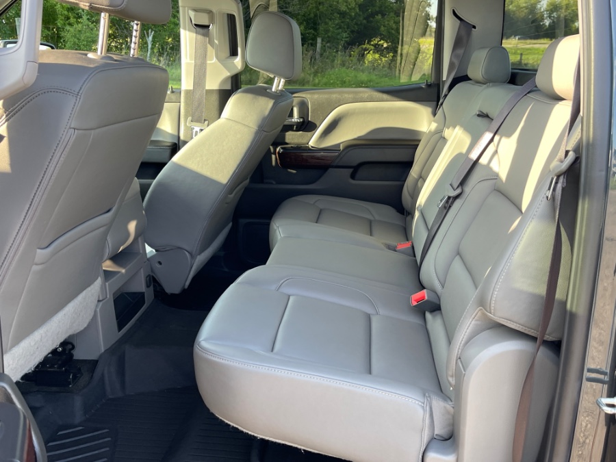 Used GMC Sierra 1500 4WD Crew Cab 143.5" SLT 2017 | Geneva Motor Cars. Darien, Wisconsin Used GMC Sierra 1500 4WD Crew Cab 143.5" SLT 2017 | Geneva Motor Cars. Darien, Wisconsin