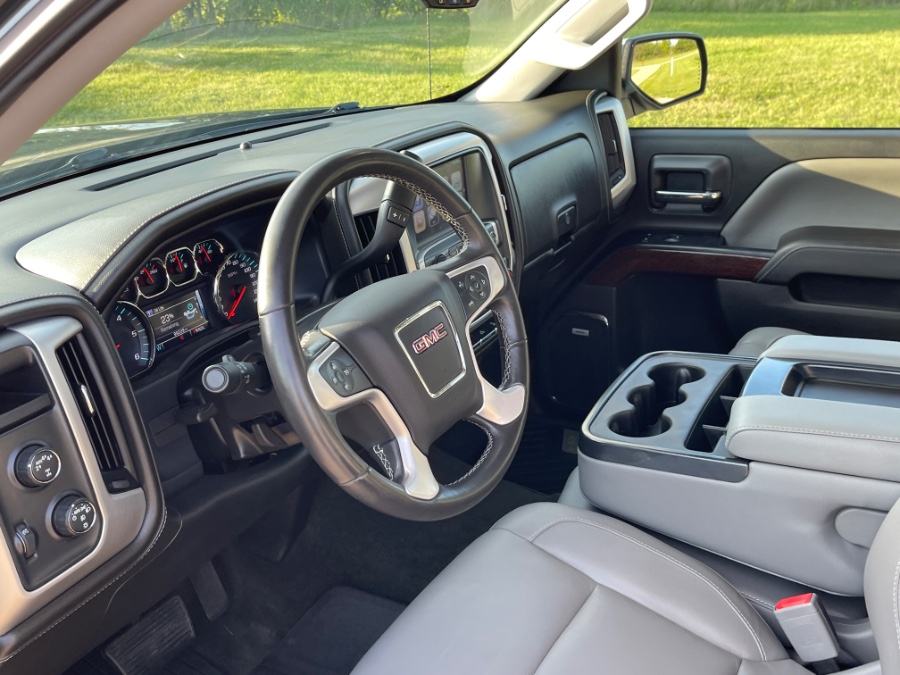 Used GMC Sierra 1500 4WD Crew Cab 143.5" SLT 2017 | Geneva Motor Cars. Darien, Wisconsin Used GMC Sierra 1500 4WD Crew Cab 143.5" SLT 2017 | Geneva Motor Cars. Darien, Wisconsin