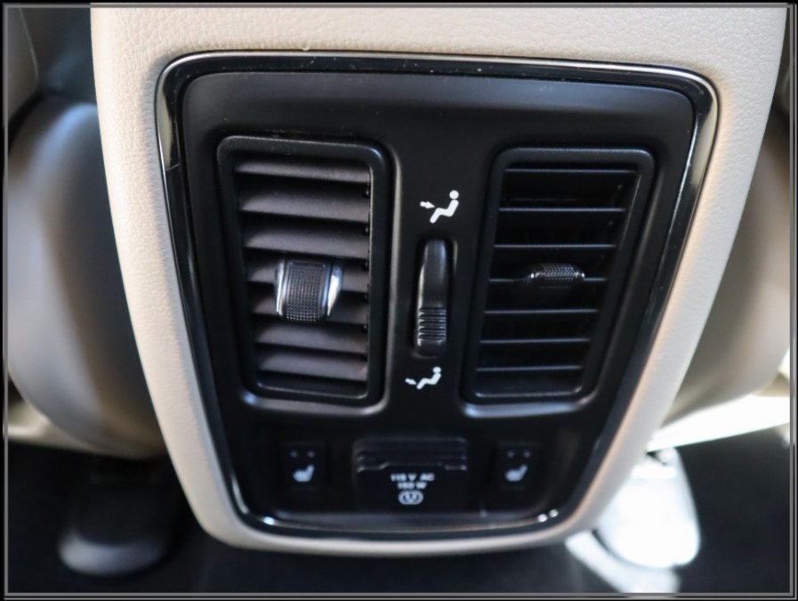 2012 Jeep Grand Cherokee 4WD 4dr Limited, available for sale in Huntington Station, New York | My Auto Inc.. Huntington Station, New York 2012 Jeep Grand Cherokee 4WD 4dr Limited, available for sale in Huntington Station, New York | My Auto Inc.. Huntington Station, New York