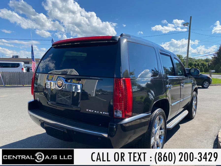 2013 Cadillac Escalade AWD 4dr Luxury, available for sale in East Windsor, Connecticut | Central A/S LLC. East Windsor, Connecticut 2013 Cadillac Escalade AWD 4dr Luxury, available for sale in East Windsor, Connecticut | Central A/S LLC. East Windsor, Connecticut