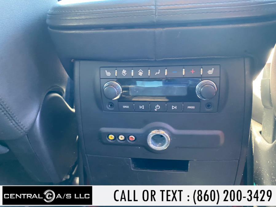 2013 Cadillac Escalade AWD 4dr Luxury, available for sale in East Windsor, Connecticut | Central A/S LLC. East Windsor, Connecticut 2013 Cadillac Escalade AWD 4dr Luxury, available for sale in East Windsor, Connecticut | Central A/S LLC. East Windsor, Connecticut
